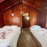 Imeros Hotel